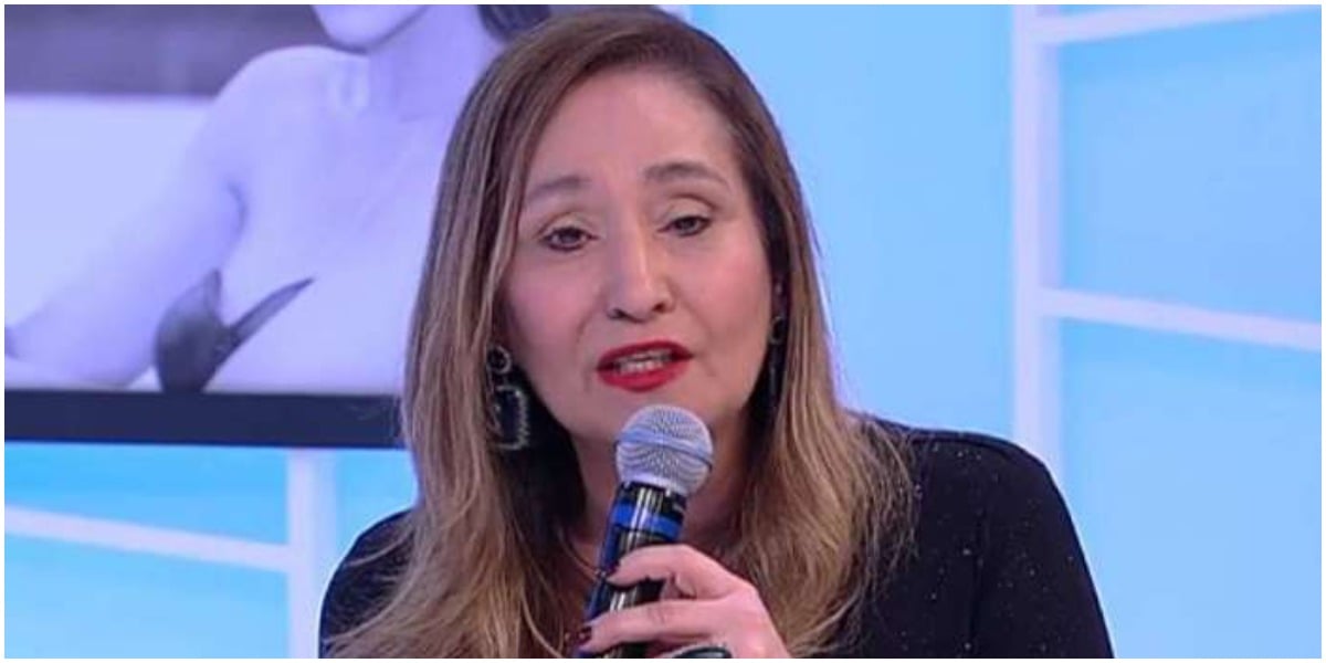 Sonia Abrão lamentou a saída de Faustão da Globo (Foto: Reprodução/RedeTV!)
