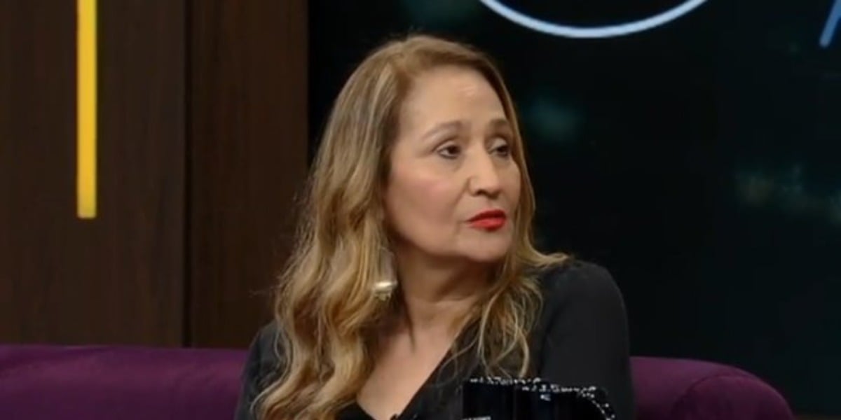 Sonia Abrão apresenta o "A Tarde é Sua" (Foto: Reprodução/Record)