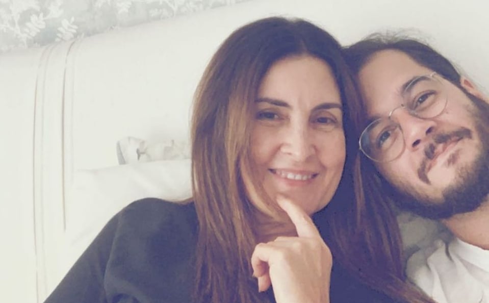 Fátima Bernardes ao lado de Túlio Gadêlha (Foto: Reprodução)