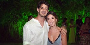 Alexandre Pato e a esposa, Rebeca Abravanel, com quem é casado há quase dois anos (Foto: Reprodução)