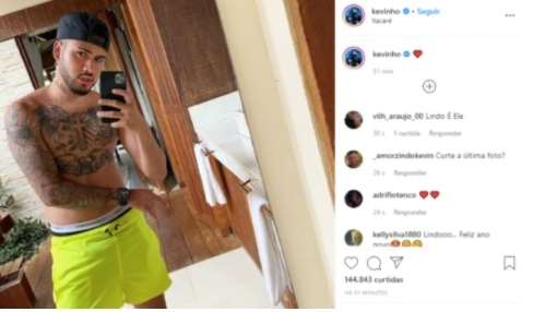 Kevinho deixa à mostra peru (Reprodução) 