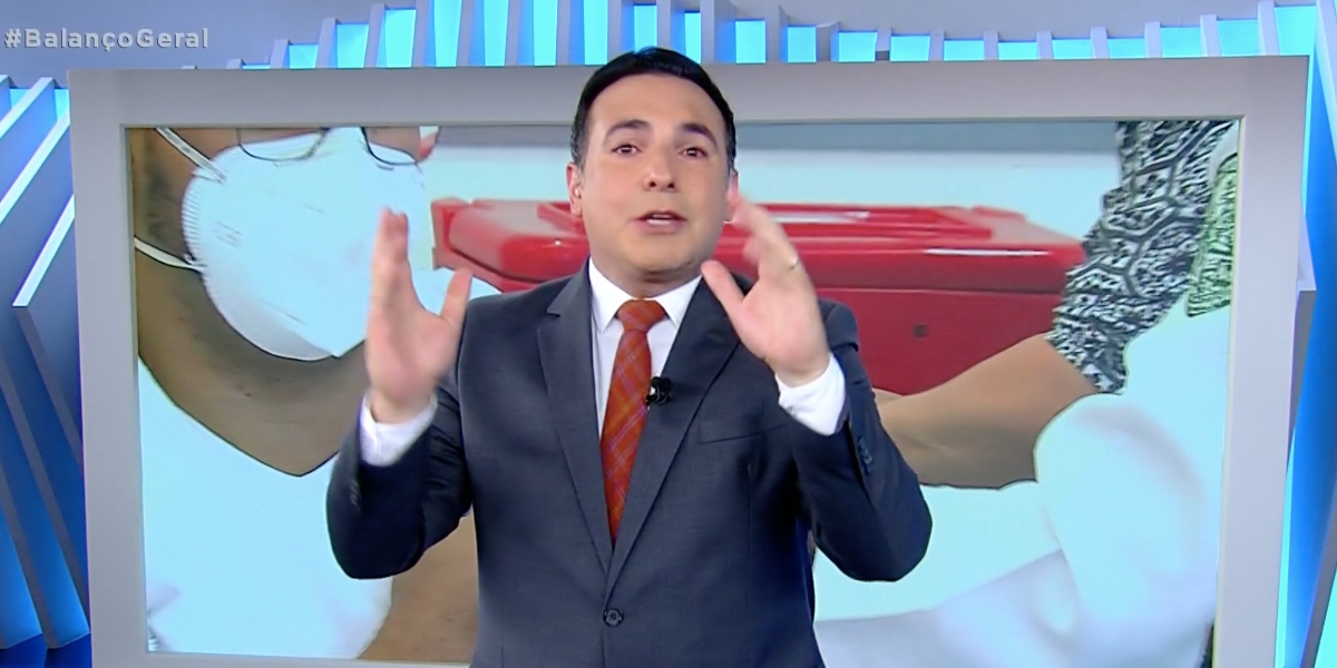 Reinaldo Gottino chora ao vivo na Record (Reprodução)