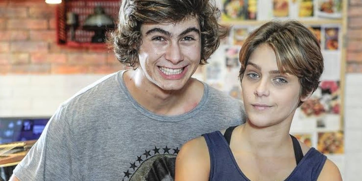 Isabella Santoni e Rafa Vitti durante as gravações de Malhação Sonhos - Foto: Reprodução/Globo