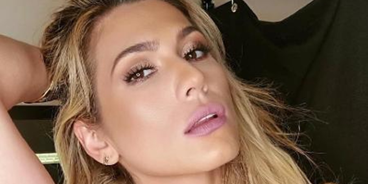 Lívia Andrade rasgou o verbo com vídeo polêmica no Instagram (Foto: Reprodução)