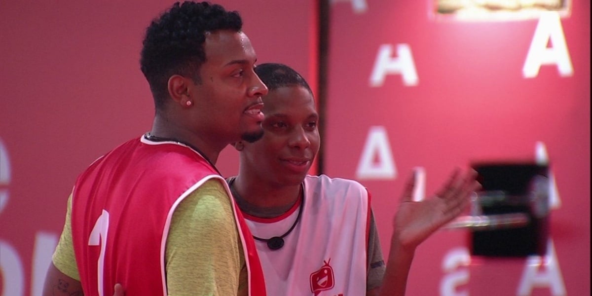 BBB21: Dupla vencedora da primeira prova (Foto: Reprodução)