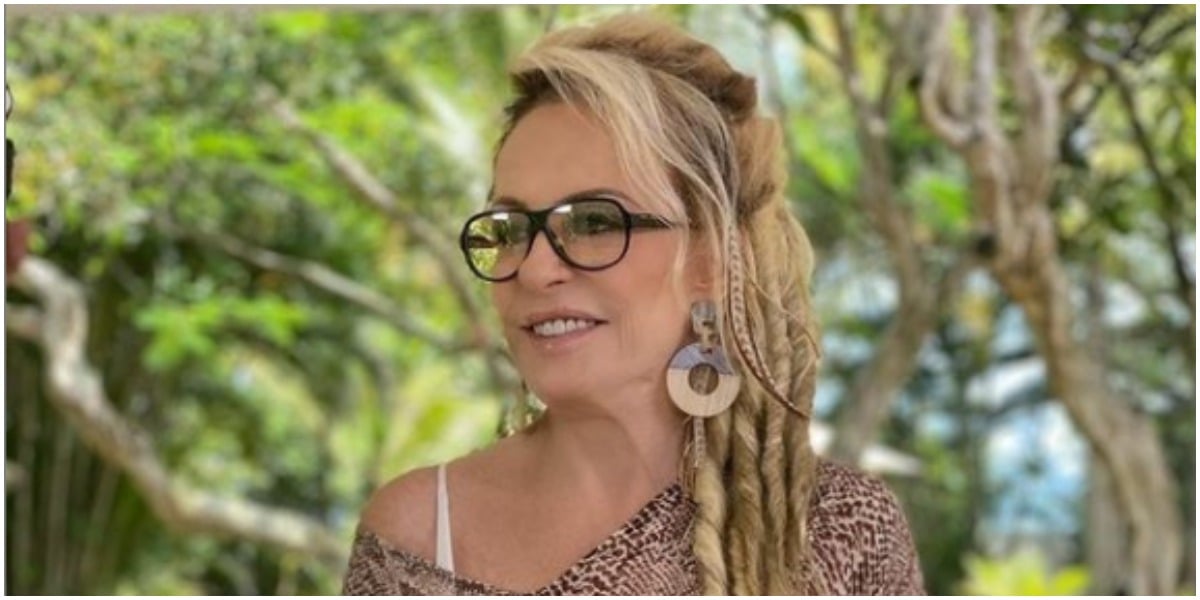 Ana Maria Braga mudou estilo do cabelo e revelou detalhes de casa luxuosa na praia (Foto: Reprodução)