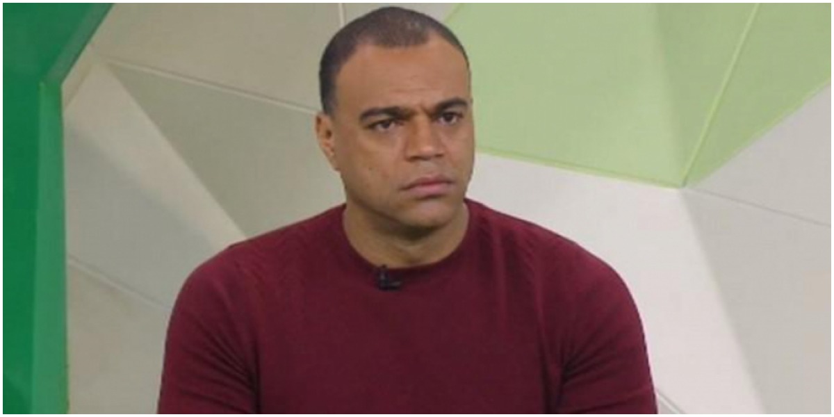 Denilson apareceu em foto triste com a família - Foto: Reprodução