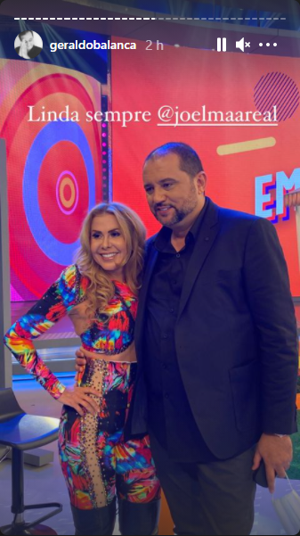 Apresentador mostrou bastidores com Joelma (Foto: Instagram)