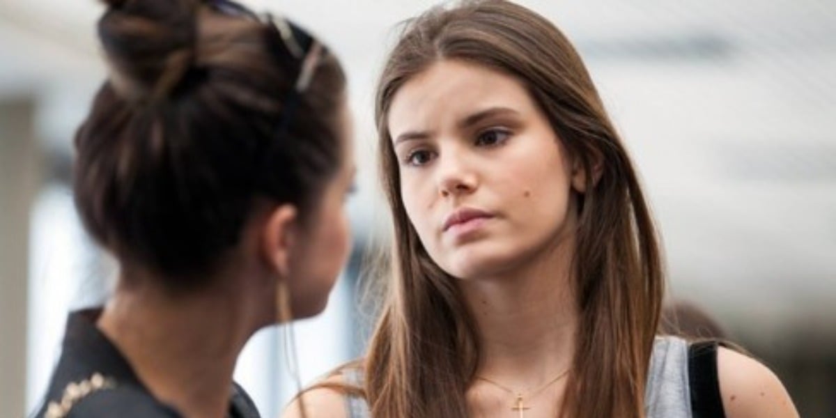 Giovanna e Angel em Verdades Secretas (Foto: Reprodução)