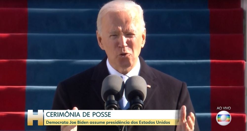 Joe Biden na cerimônia de posse da presidência dos Estados Unidos (Foto: Reprodução/TV Globo)