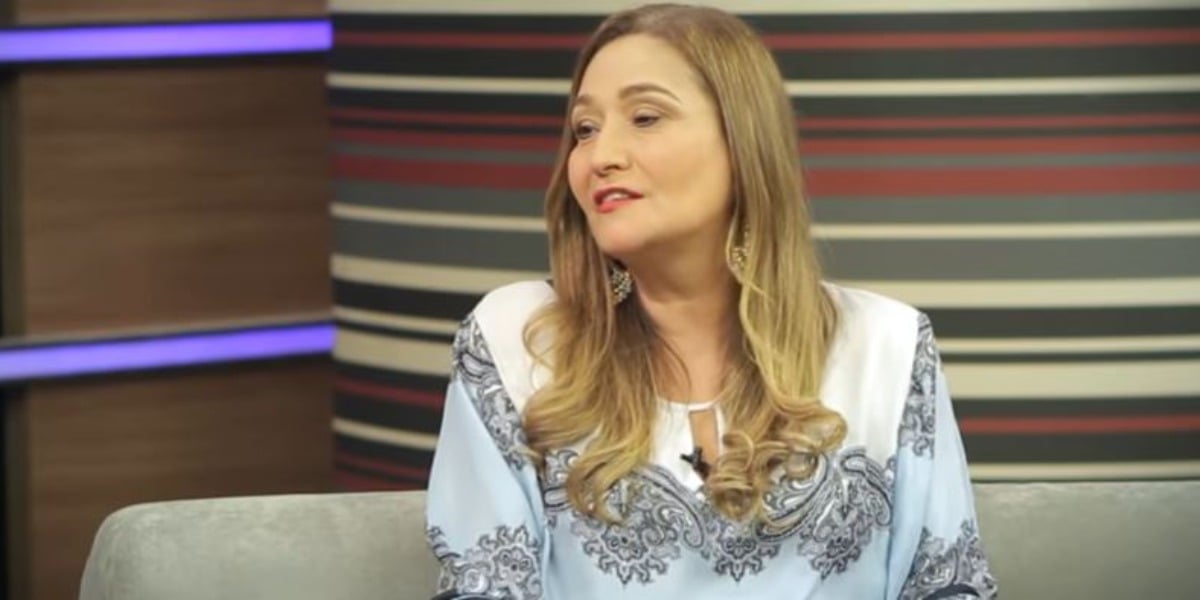 Sonia Abrão ganhou prêmio com o "A Tarde é Sua" (Foto: Reprodução/YouTube)