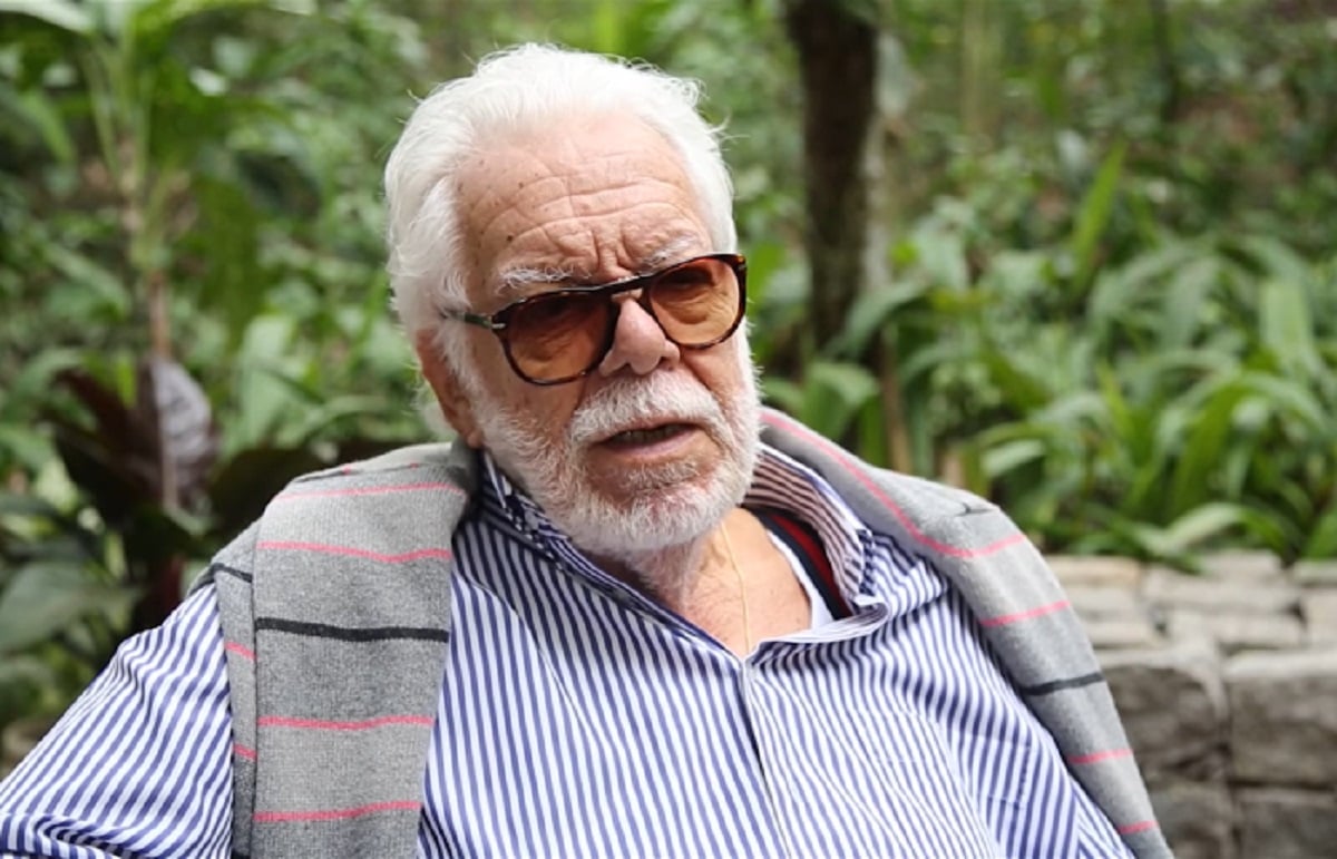 Manoel Carlos da Globo foi vacinado (Foto: Reprodução)