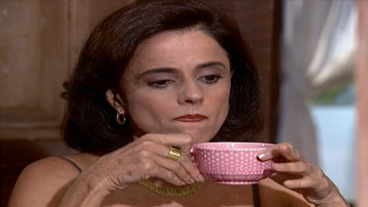 http://tvfoco.uai.com.br/wp-content/uploads/2015/05/Daniela-Mercury.jpg