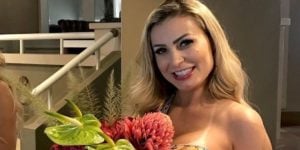 Andressa Urach abandonou a Igreja Universal após uma série de humilhações e voltou ao concurso Miss Bumbum (Foto: Reprodução / Instagram)