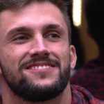 Arthur decidiu se unir com Projota no "BBB 21" e vetar Gilberto da prova do líder (Foto: Reprodução / TV Globo)