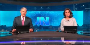 Antes da folga, William Bonner e Renata Vasconcellos lideraram a audiência do Ibope com o Jornal Nacional (Foto: Reprodução / TV Globo)