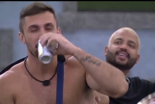 Arthur na brincadeira hoje (25) (Foto: Reprodução)