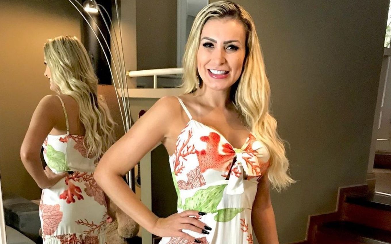 http://tvfoco.uai.com.br/wp-content/uploads/2015/05/Daniela-Mercury.jpg