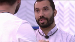 Arthur e Gilberto tiveram uma conversa decisiva após a formação do paredão no BBB21 (Foto: Reprodução)