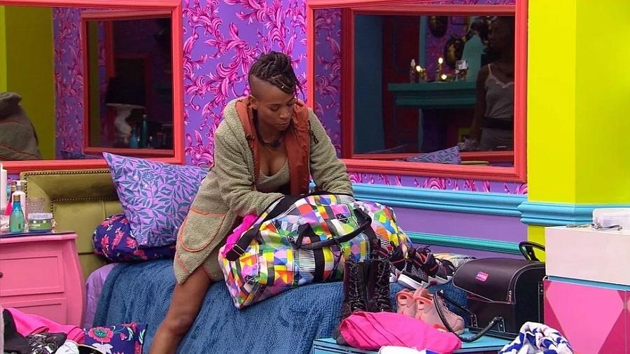 Karol Conká faz as malas e ameaça deixar o BBB21 (Foto: Reprodução)