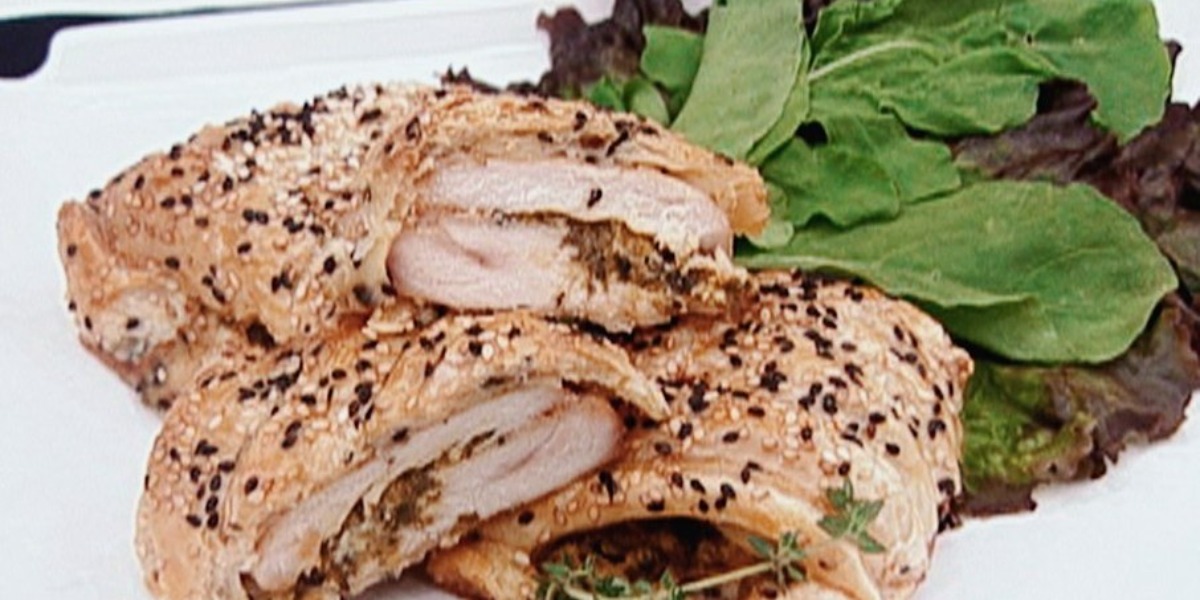Croissant de frango feito por Ana Maria Braga no Mais Você de hoje (Foto: Reprodução)