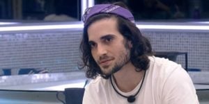 Fiuk incorpora espírito de Karol Conká no BBB21 (Foto: Reprodução)