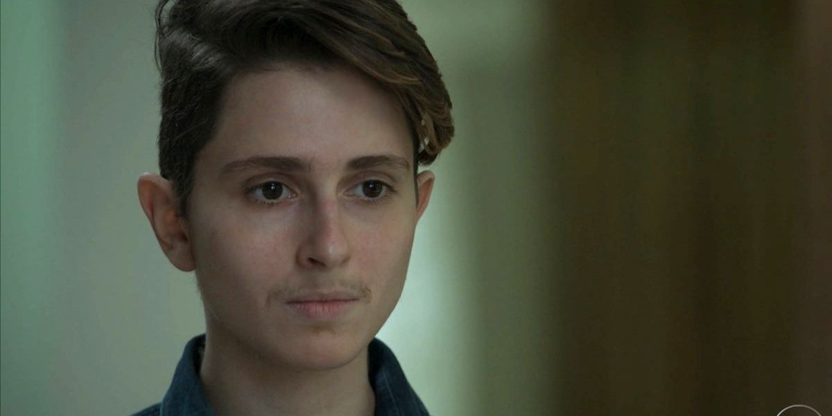 Ivan, menino trans, em cena de A Força do Querer
