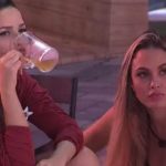 Juliette e Sarah percebem jogo sujo de Karol Conká no BBB21 (Foto: Reprodução)