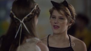 Karina briga com a irmã em Malhação (Foto: Reprodução/Globo)
