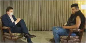 MC Maylon em entrevista a Roberto Cabrini - Foto: Reprodução