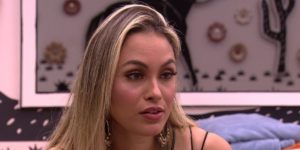 Sarah quer ir para Paredão falso no BBB21 (Foto: Reprodução)