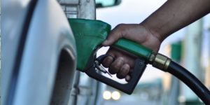 Preço da gasolina subiu pela sexta vez no Brasil apenas em 2021 (Foto: Reprodução)