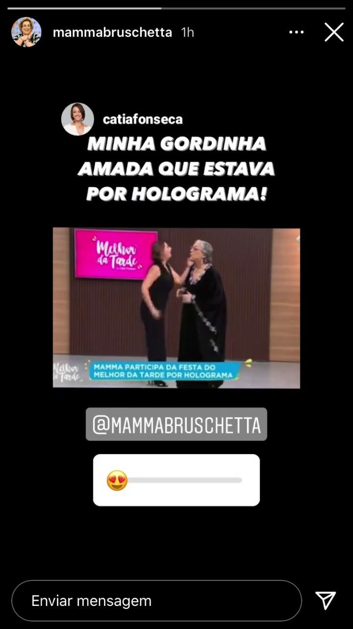 Mamma Bruschetta surgiu no palco do "Melhor da Tarde" em forma de holograma (Foto: Reprodução/Instagram)