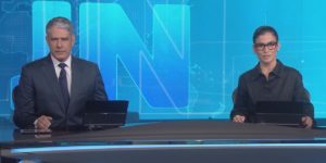 William Bonner e Renata Vasconcellos na bancada do Jornal Nacional (Foto: Reprodução / TV Globo)
