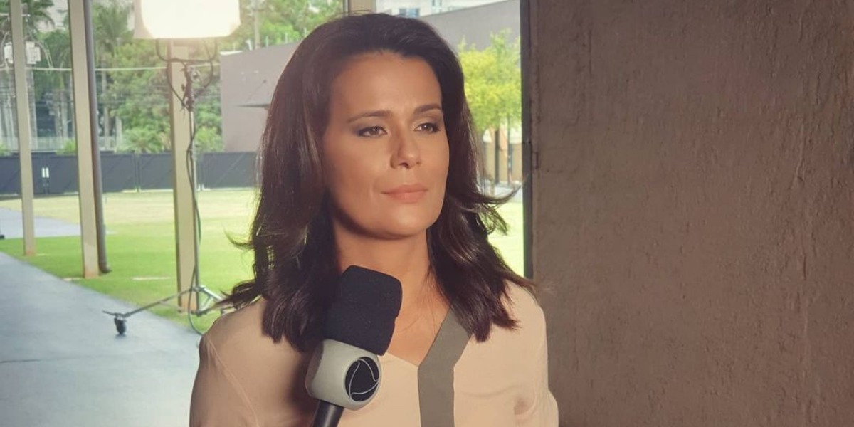Ariana Araújo é apresentadora do "Repórter Record Investigação" (Foto: Reprodução/Instagram)