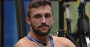 Arthur detona jogo de Sarah no BBB21 (Foto: Reprodução)