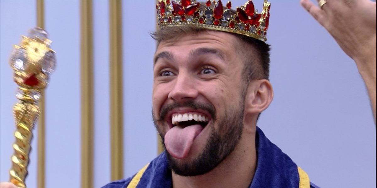 Arthur é o novo líder do BBB21 (Foto: Reprodução)