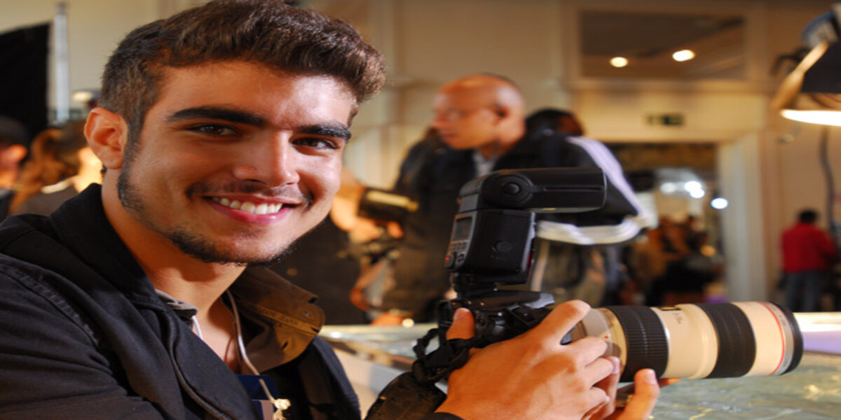Caio Castro está na trama de Ti Ti Ti 