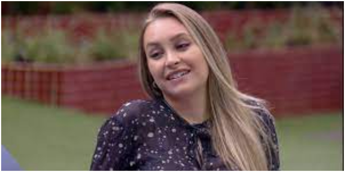 Vii Tuber aconselha sister na sua decisão no jogo