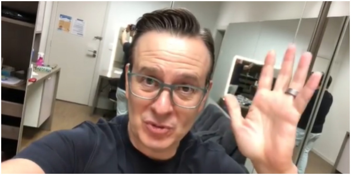 Celso Zucatelli usou as redes sociais para atualizar os fãs sobre o tratamento contra a covid (Foto: Reprodução)
