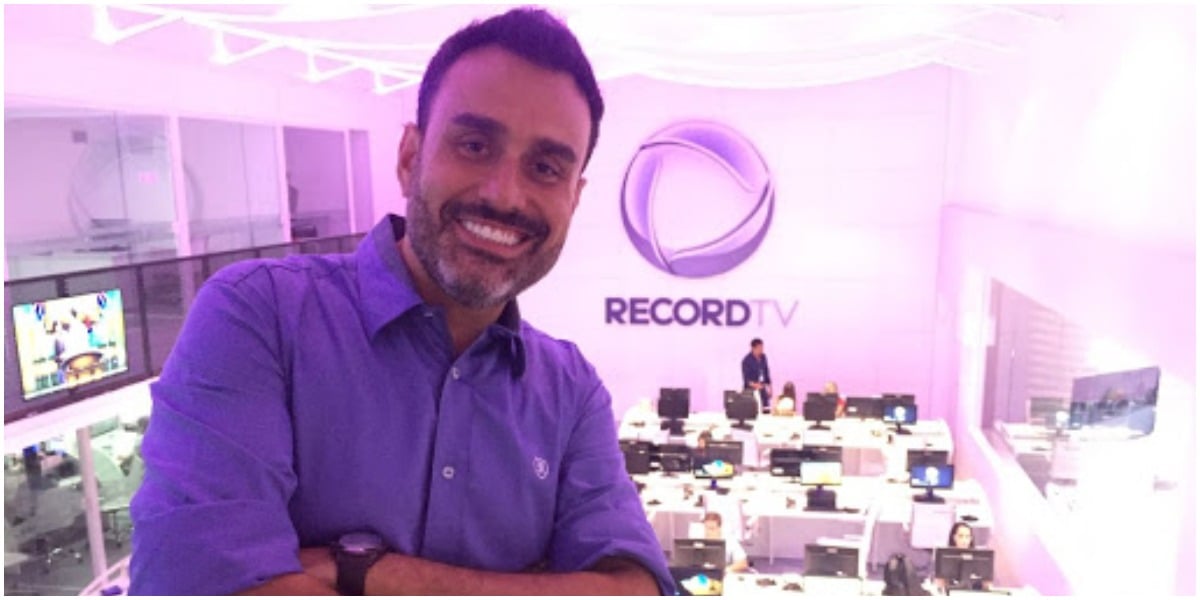 Fábio Ramalho, apresentador da Record, namora um rapaz 27 anos mais jovem (Foto: Reprodução)