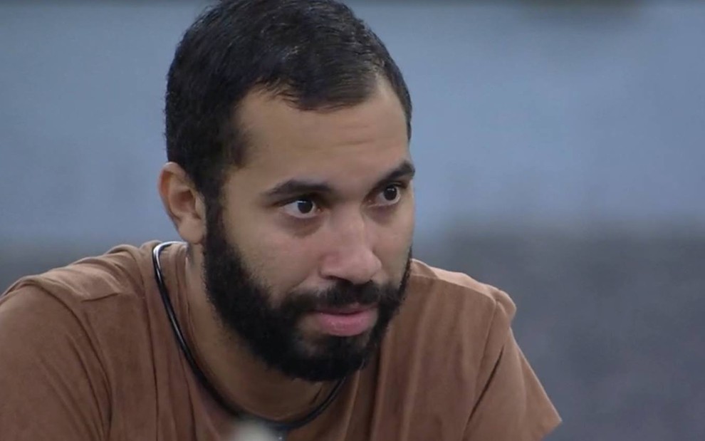 Gil abriu o jogo sobre atração por Rodolffo no "BBB21" (Foto: Reprodução/TV Globo)