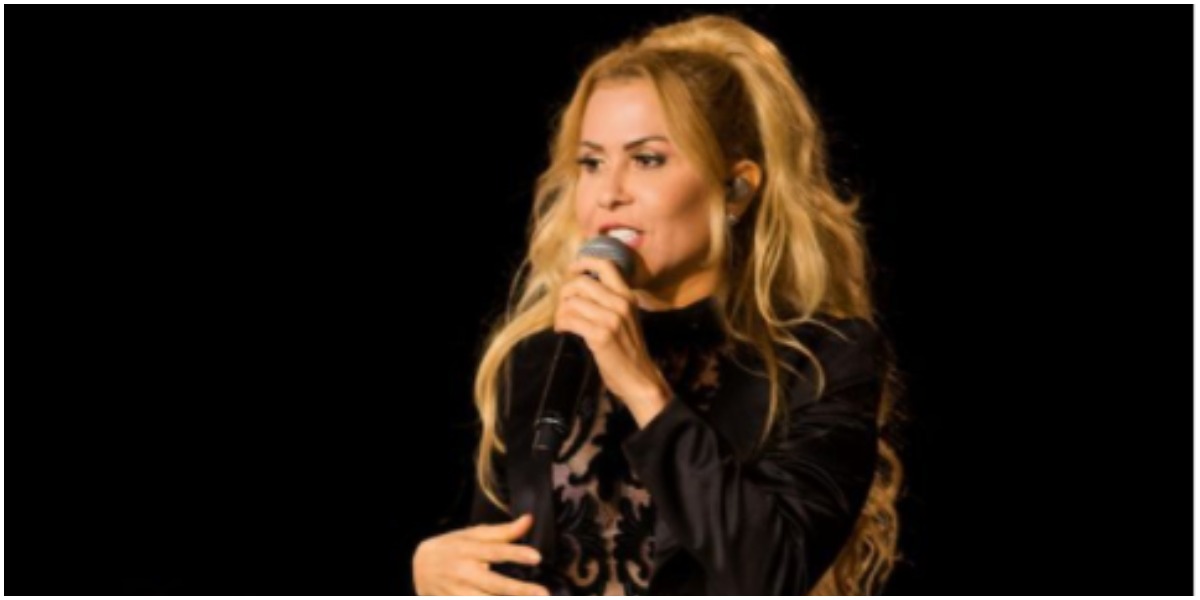 http://tvfoco.uai.com.br/wp-content/uploads/2015/05/Daniela-Mercury.jpg