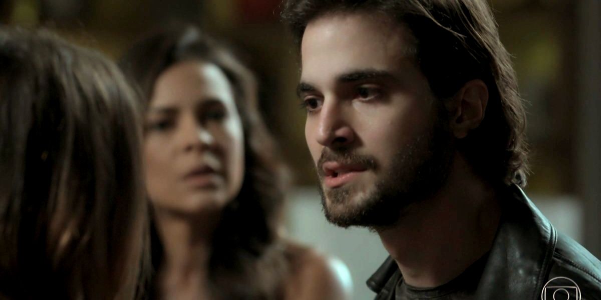 http://tvfoco.uai.com.br/wp-content/uploads/2015/05/Daniela-Mercury.jpg