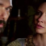 Nadi (Camila Rodrigues) se espanta ao descobrir que Terá (Ângelo Paes Leme) tem outra em Gênesis (Foto: Divulgação/Record TV)