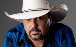 O cantor sertanejo Edson, que faz dupla com seu irmão, Hudson (Foto: Reprodução)