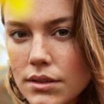 Alice Wegmann não descartou se relacionar com outra mulher (Foto: Reprodução)