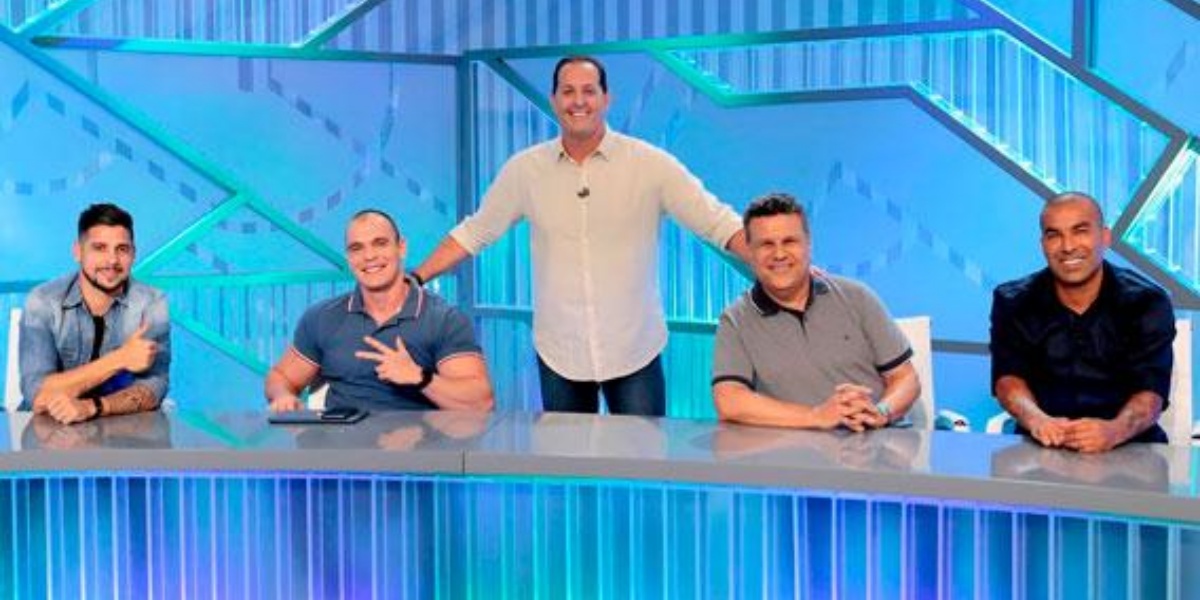 Arena SBT, exibido pela madrugada quase deu mesma audiência que o Vem Pra Cá (Foto: Reprodução)