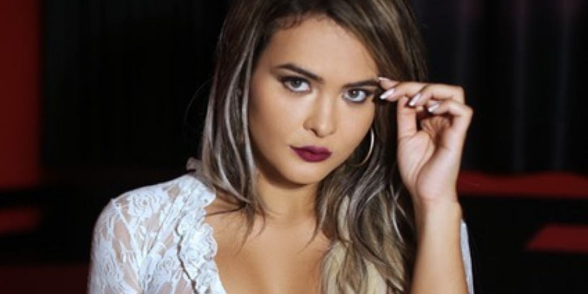 http://tvfoco.uai.com.br/wp-content/uploads/2015/05/Daniela-Mercury.jpg