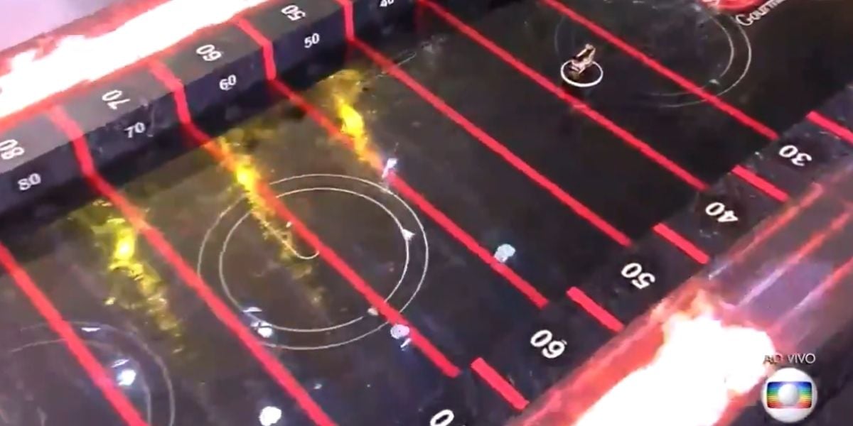 Disco de Thaís que teria sido prejudicado na prova do BBB21 (Foto: Reprodução) Disco de Thaís que teria sido prejudicado na prova do BBB21 (Foto: Reprodução)